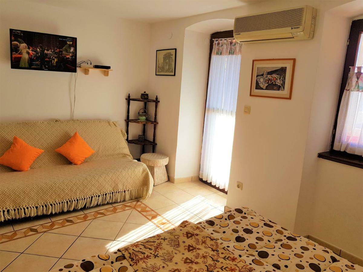 Apartment Noemi Medulin Kültér fotó