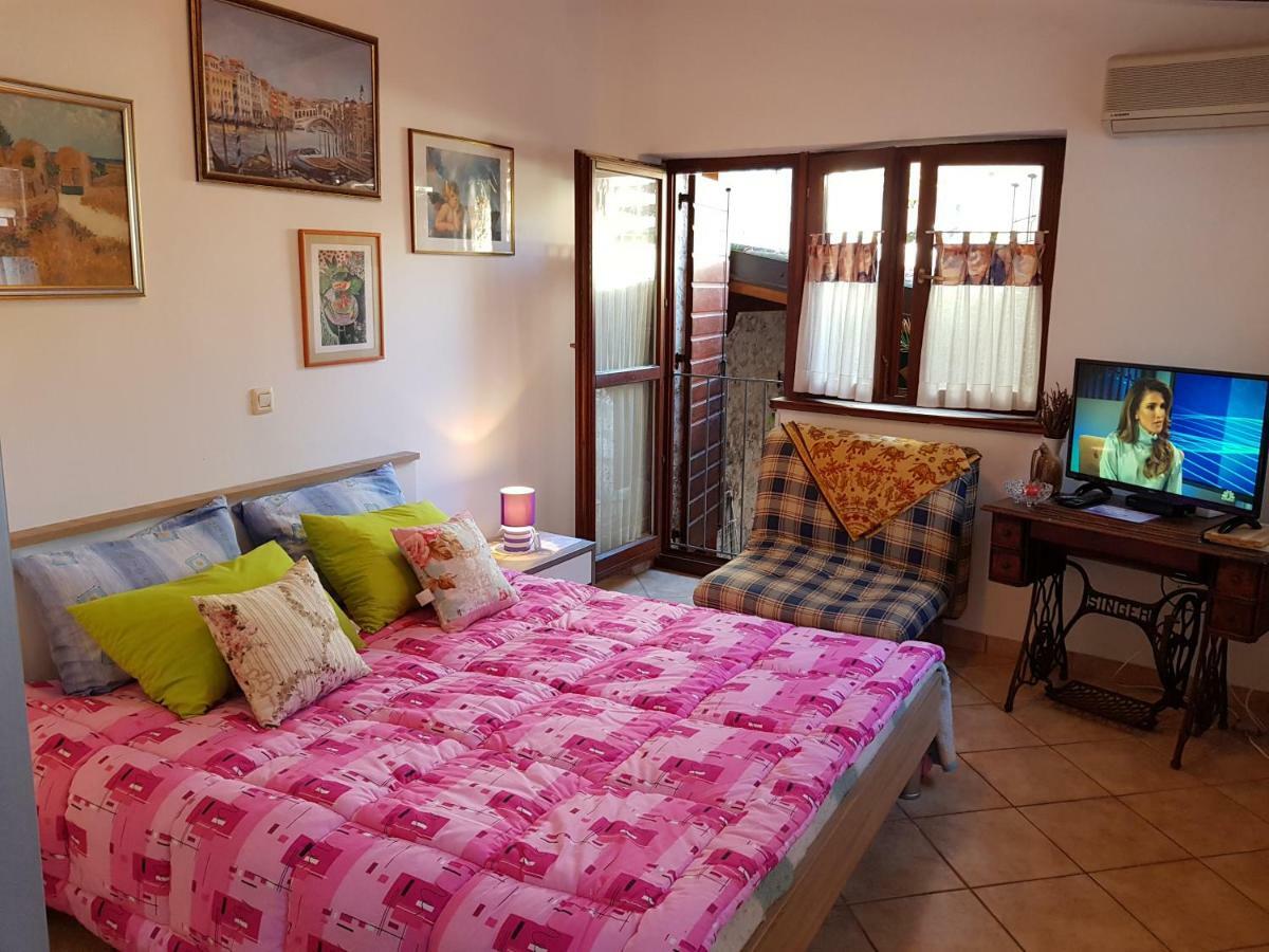 Apartment Noemi Medulin Kültér fotó